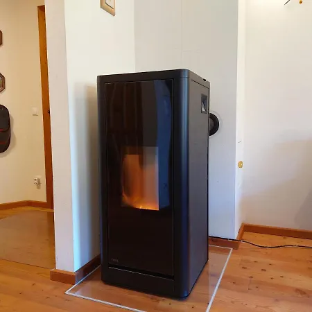 Location Ski-to-door Two-bedroom *