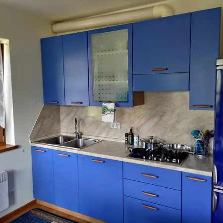 Location Ski-to-door Two-bedroom Appartamento *